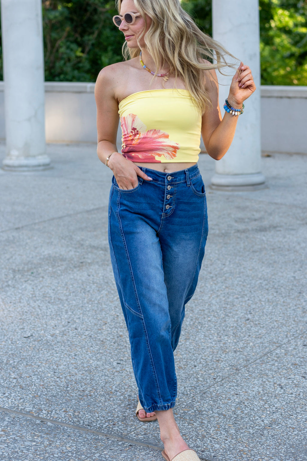 Modern Muse Barrel Jeans