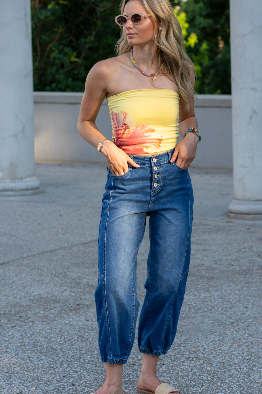 Modern Muse Barrel Jeans