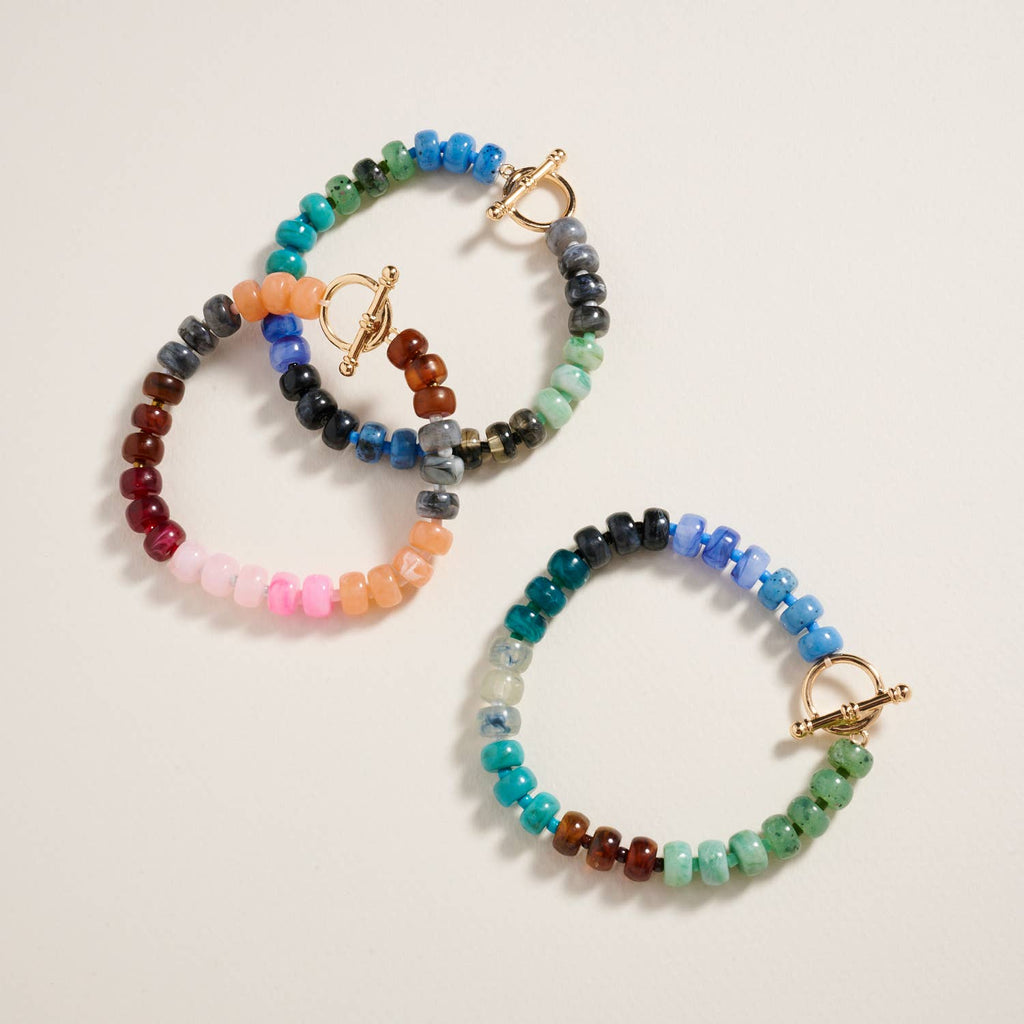 Soft Bloom Ombre Bead Bracelet
